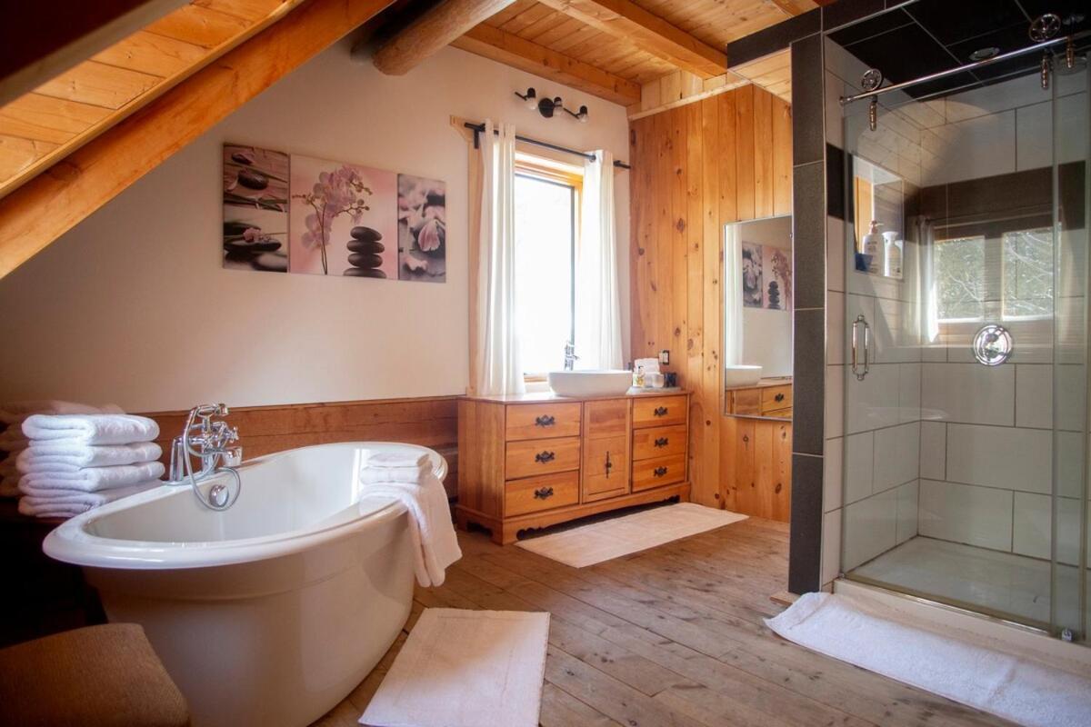 Hebergement "La Maison En Bois Rond" Sainte-Marie Room photo